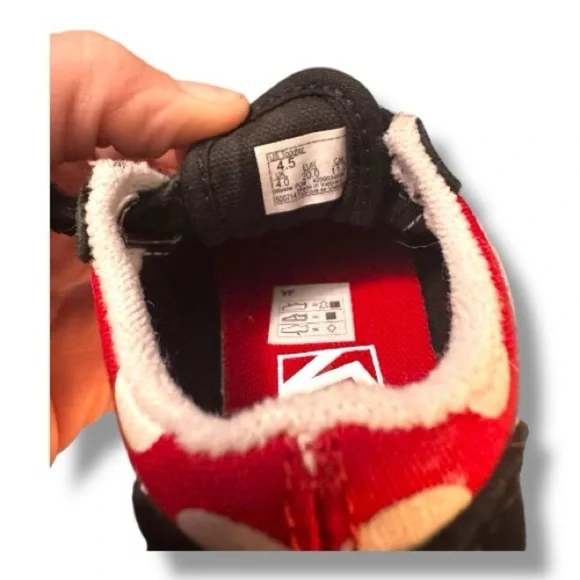 Toddler Minnie Mouse Polkadot Old Skool Vans - Picture 6 of 8